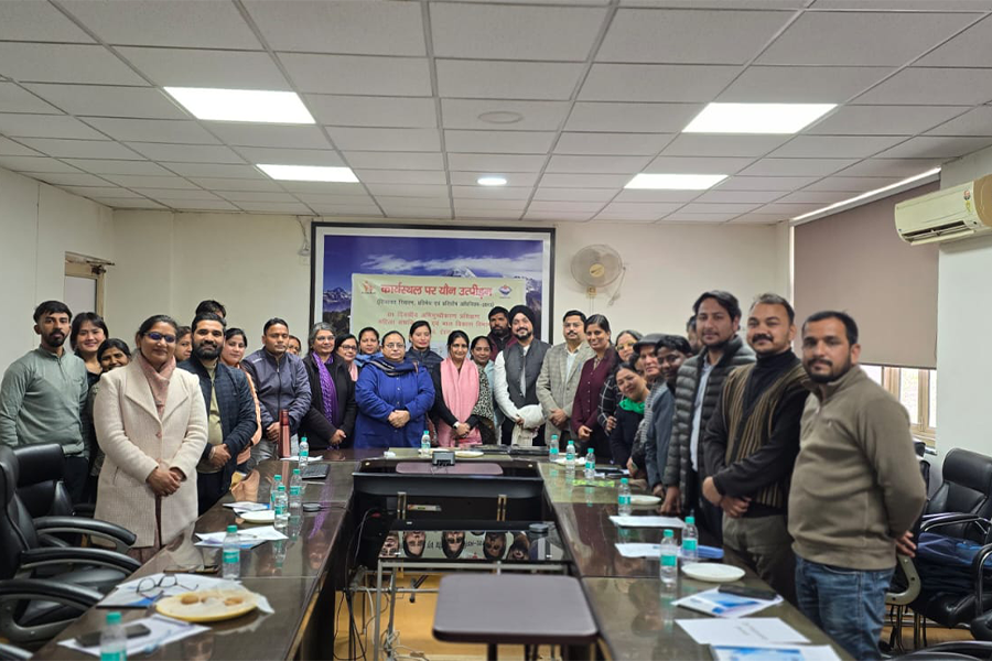 SafeCampus KIET session — students engaged in bystander intervention and consent discussion